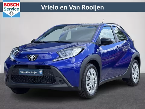 Toyota Aygo X 1.0 VVT-i MT Play | Airco | ACC | Camera | Stoelverwarming | DAB | ( Vesteging - Nieuwegein )