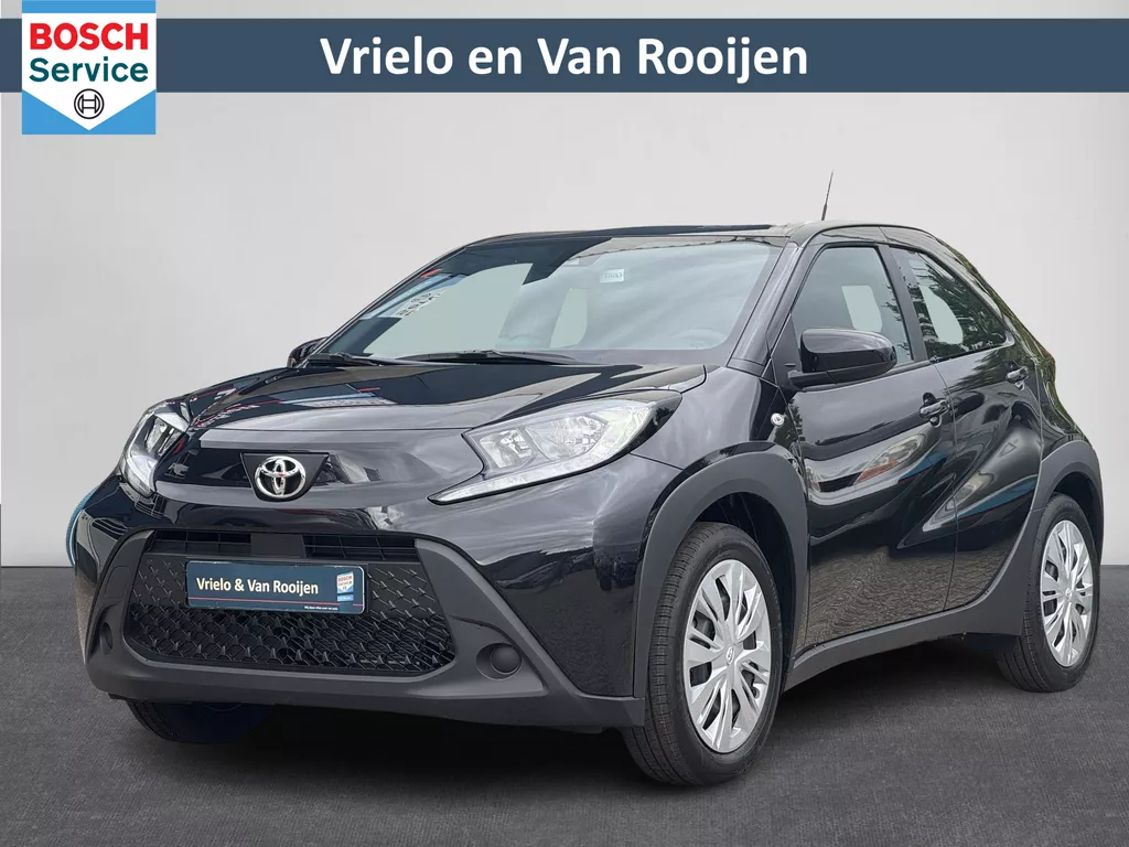 Toyota Aygo X 1.0 VVT-i MT Play | Airco | ACC | Camera | Stoelverwarming | DAB | ( Vesteging - Nieuwegein )